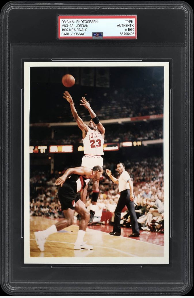 1992 NBA Finals Jordan shooting front